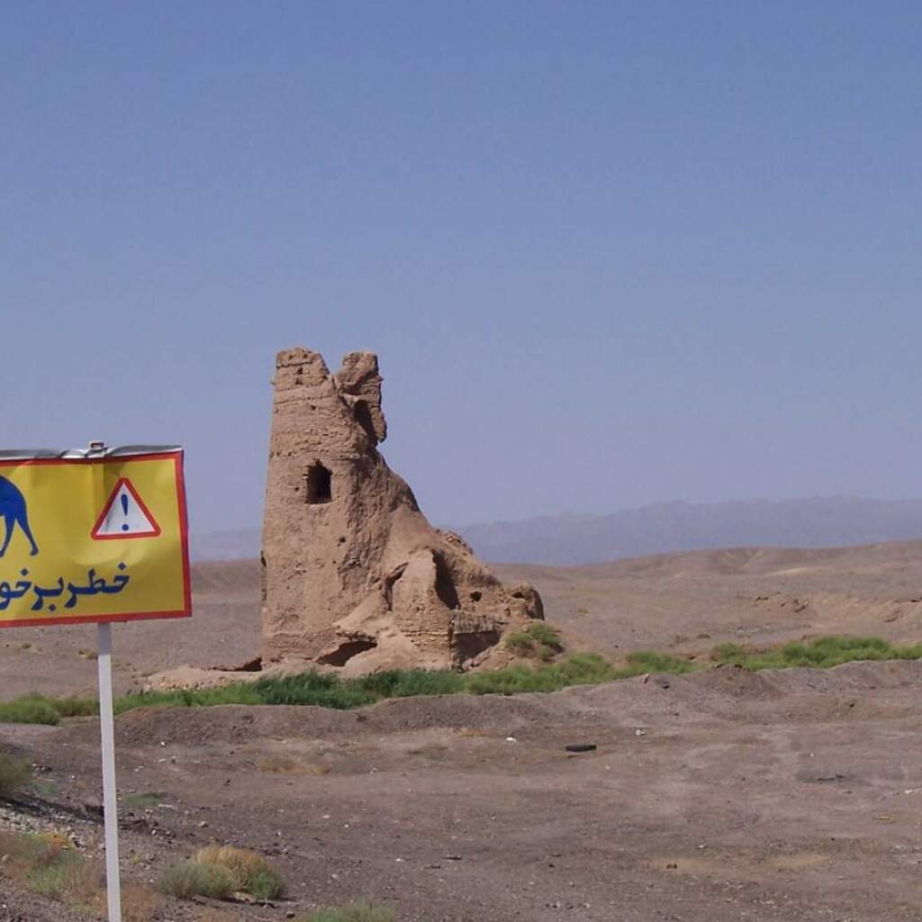 Motorradreisen Iran Isfahan Moscheen Garten